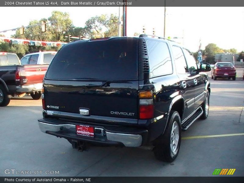 Dark Blue Metallic / Gray/Dark Charcoal 2004 Chevrolet Tahoe LS 4x4