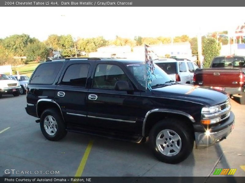 Dark Blue Metallic / Gray/Dark Charcoal 2004 Chevrolet Tahoe LS 4x4