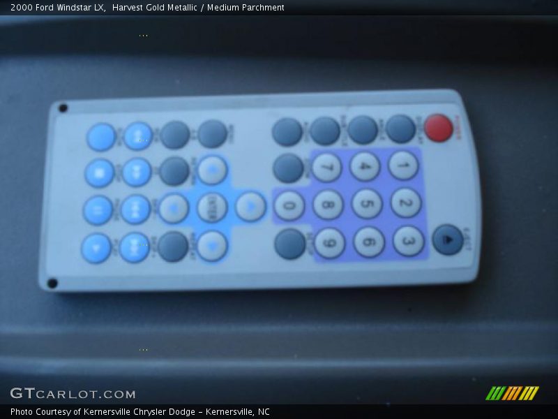 Harvest Gold Metallic / Medium Parchment 2000 Ford Windstar LX