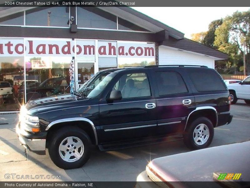 Dark Blue Metallic / Gray/Dark Charcoal 2004 Chevrolet Tahoe LS 4x4