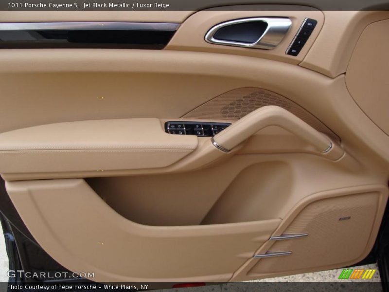  2011 Cayenne S Luxor Beige Interior