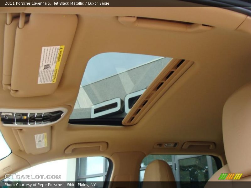  2011 Cayenne S Luxor Beige Interior