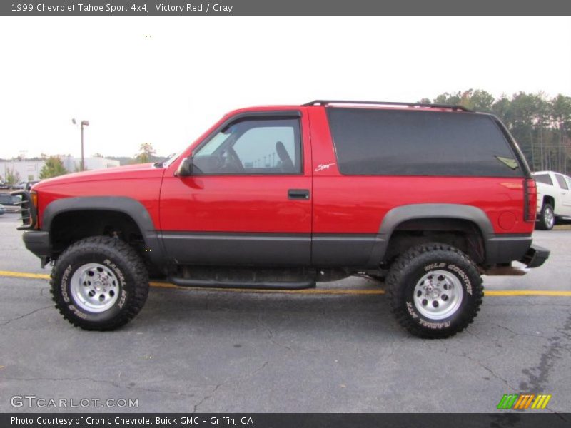 Victory Red / Gray 1999 Chevrolet Tahoe Sport 4x4