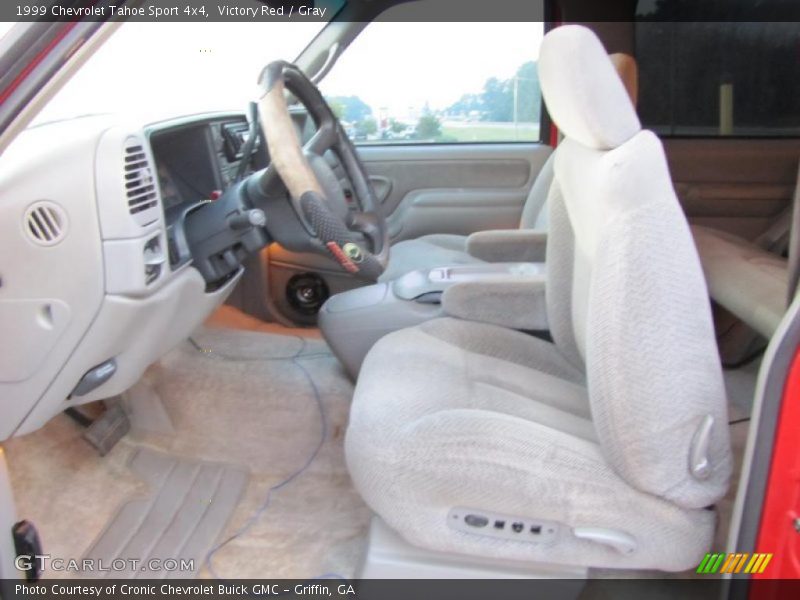Victory Red / Gray 1999 Chevrolet Tahoe Sport 4x4