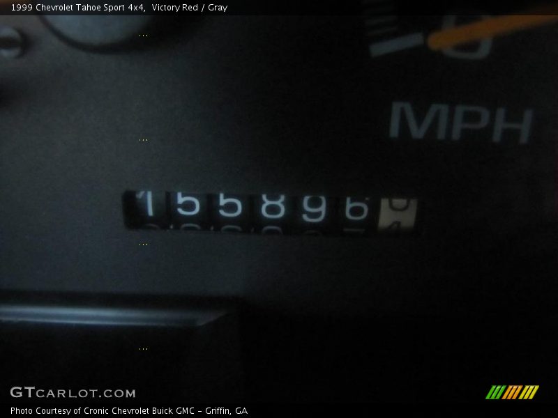 Victory Red / Gray 1999 Chevrolet Tahoe Sport 4x4