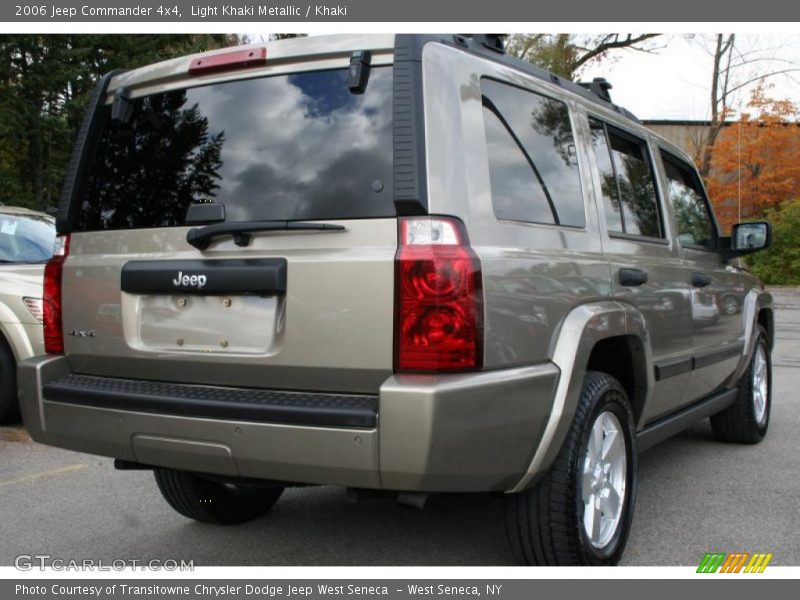 Light Khaki Metallic / Khaki 2006 Jeep Commander 4x4