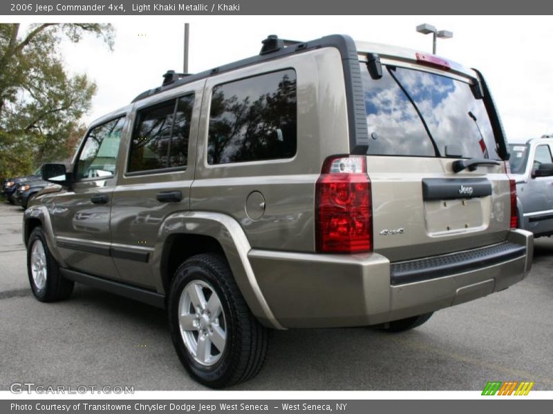 Light Khaki Metallic / Khaki 2006 Jeep Commander 4x4