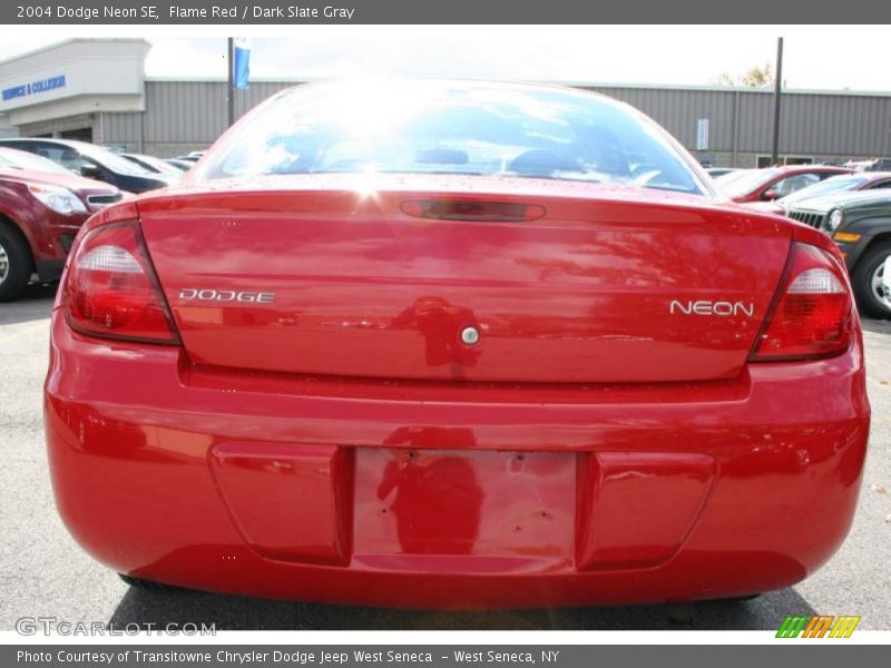 Flame Red / Dark Slate Gray 2004 Dodge Neon SE