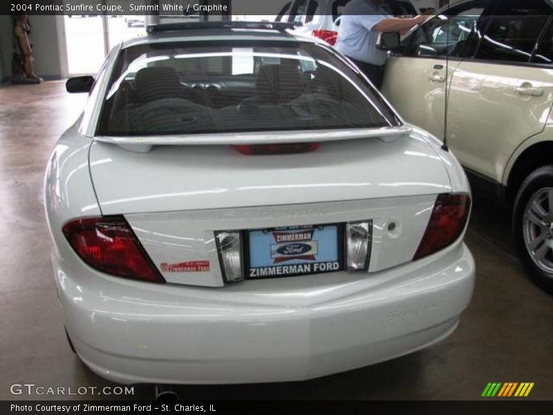 Summit White / Graphite 2004 Pontiac Sunfire Coupe