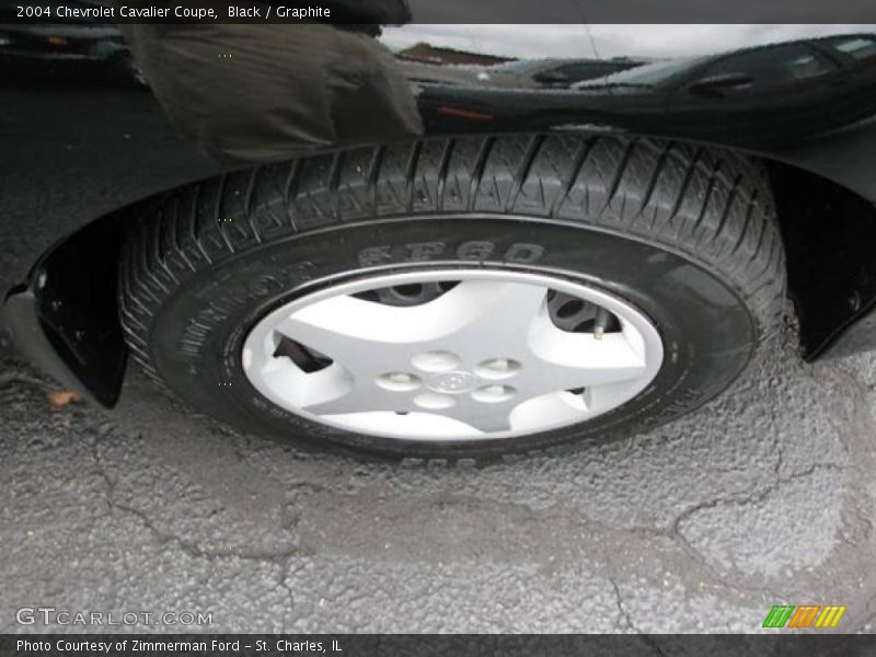 Black / Graphite 2004 Chevrolet Cavalier Coupe