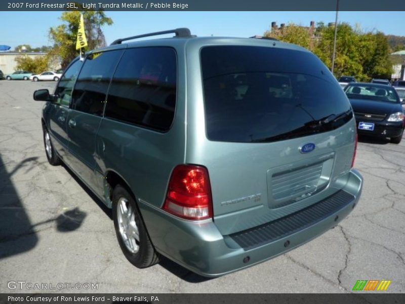 Light Tundra Metallic / Pebble Beige 2007 Ford Freestar SEL