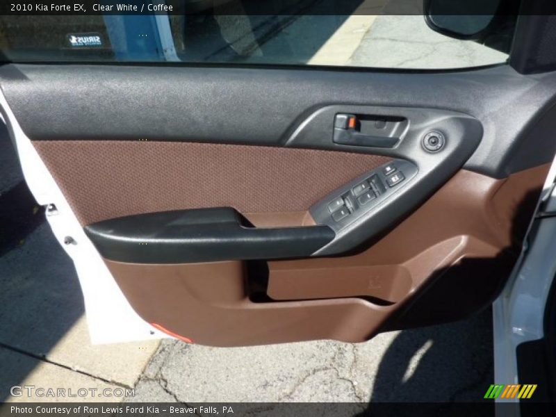 Clear White / Coffee 2010 Kia Forte EX