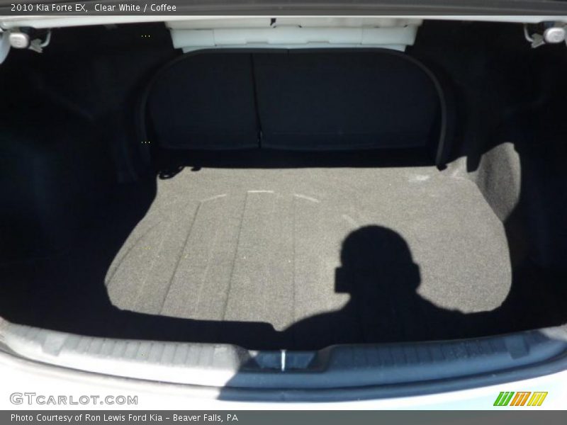 Clear White / Coffee 2010 Kia Forte EX