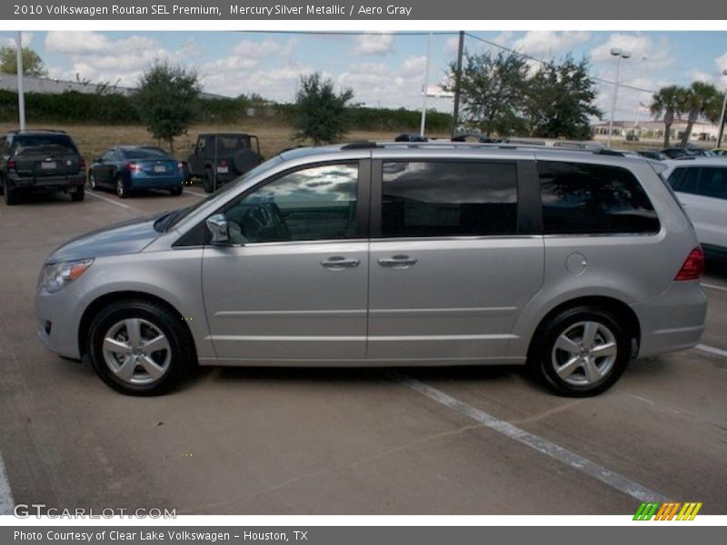 Mercury Silver Metallic / Aero Gray 2010 Volkswagen Routan SEL Premium