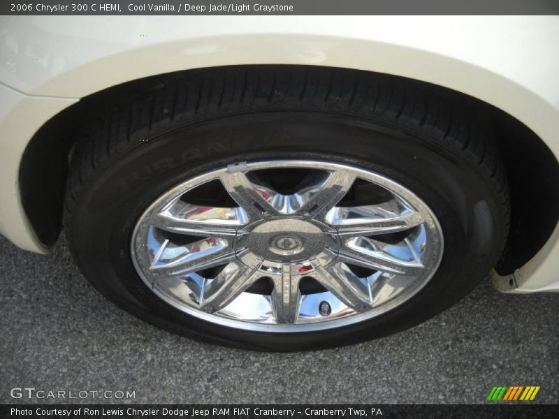 Cool Vanilla / Deep Jade/Light Graystone 2006 Chrysler 300 C HEMI