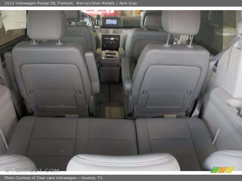  2010 Routan SEL Premium Aero Gray Interior