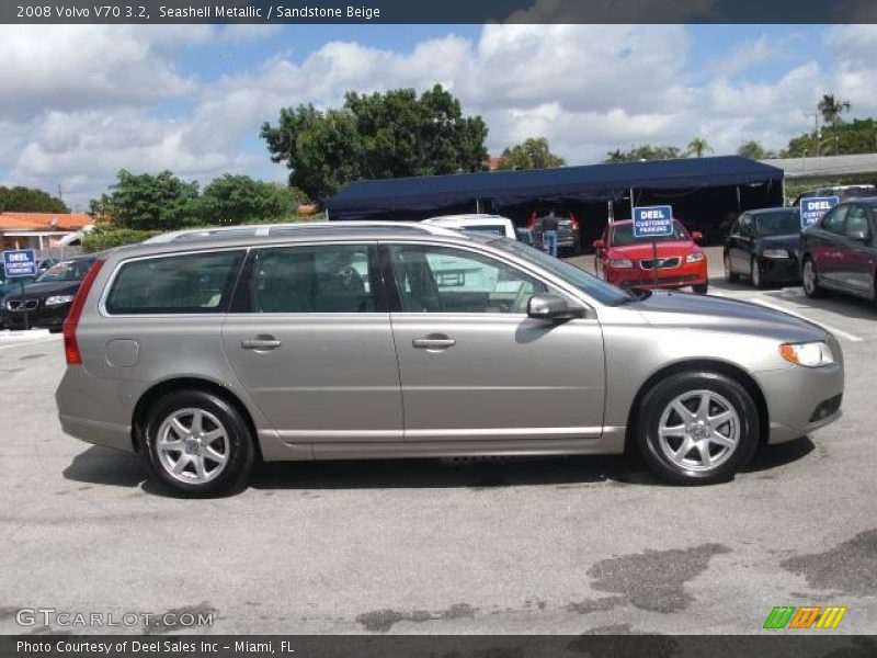Seashell Metallic / Sandstone Beige 2008 Volvo V70 3.2