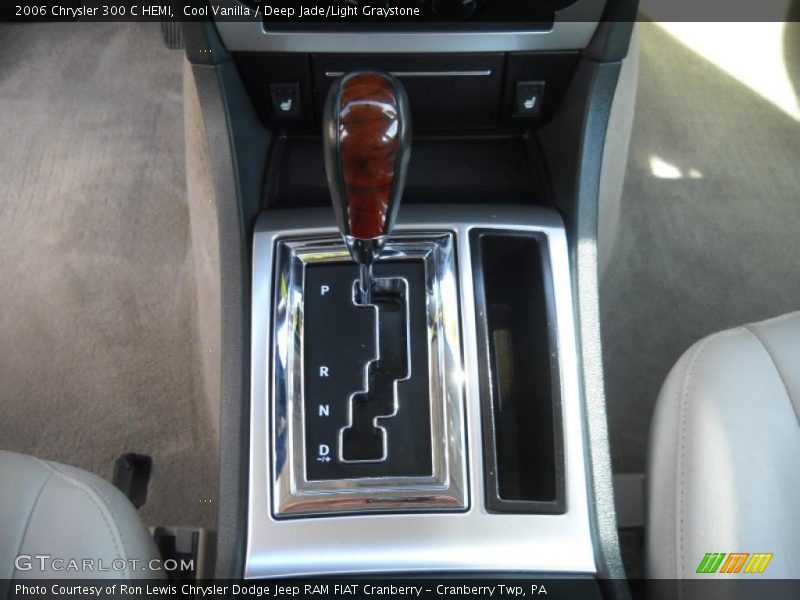 Cool Vanilla / Deep Jade/Light Graystone 2006 Chrysler 300 C HEMI