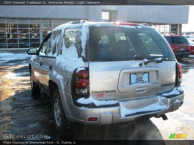 Silverstone Metallic / Light Cashmere 2004 Chevrolet TrailBlazer LS