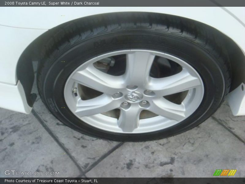 Super White / Dark Charcoal 2008 Toyota Camry LE