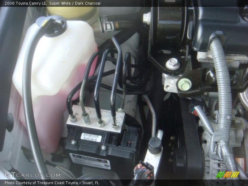 Super White / Dark Charcoal 2008 Toyota Camry LE