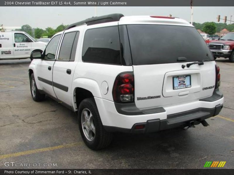 Summit White / Light Cashmere 2004 Chevrolet TrailBlazer EXT LS 4x4