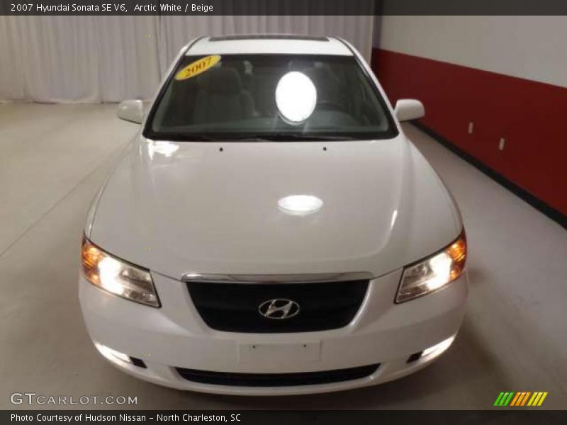 Arctic White / Beige 2007 Hyundai Sonata SE V6