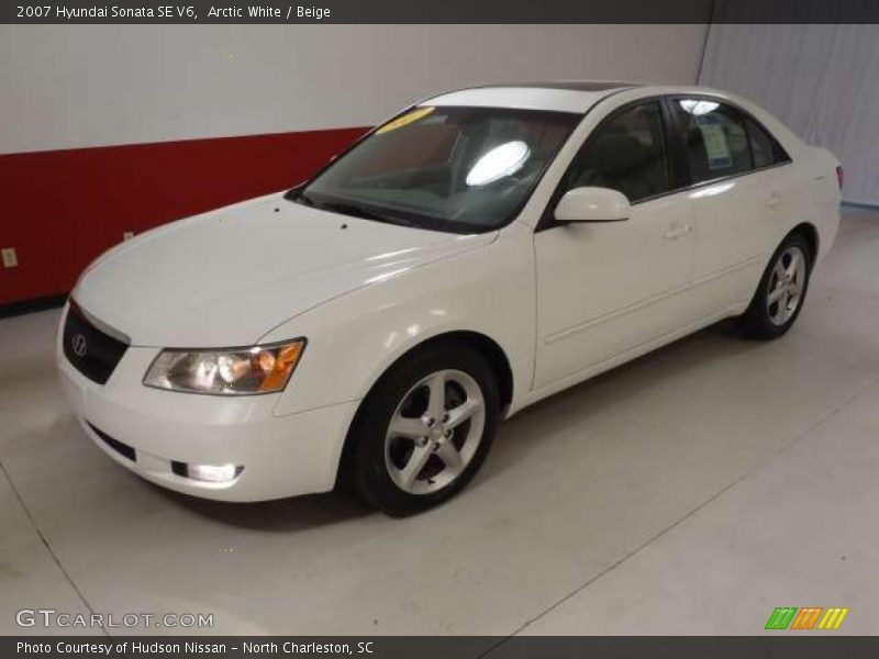 Arctic White / Beige 2007 Hyundai Sonata SE V6