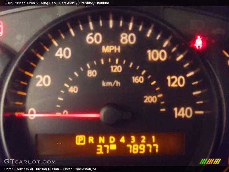 Red Alert / Graphite/Titanium 2005 Nissan Titan SE King Cab