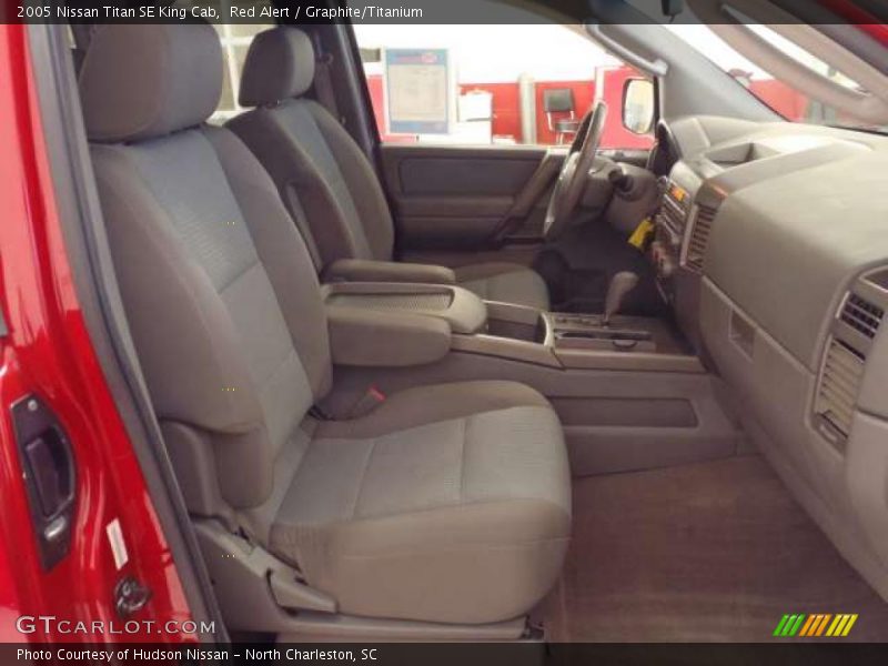  2005 Titan SE King Cab Graphite/Titanium Interior