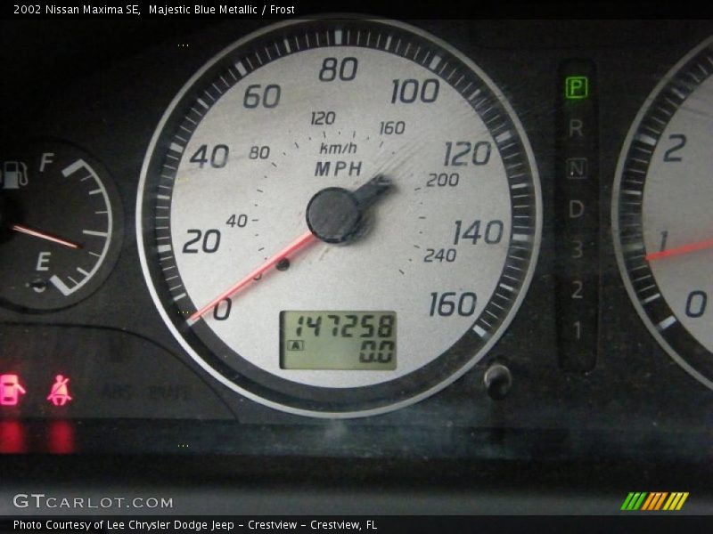Majestic Blue Metallic / Frost 2002 Nissan Maxima SE