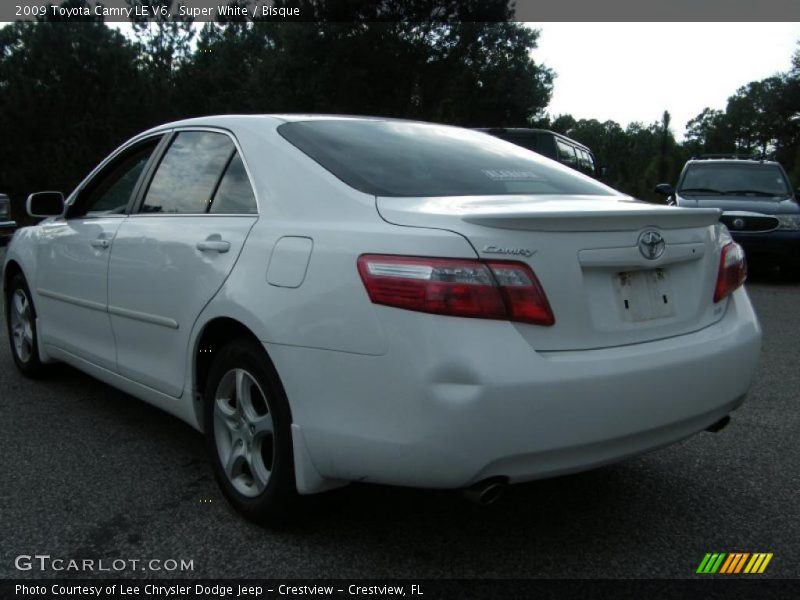 Super White / Bisque 2009 Toyota Camry LE V6