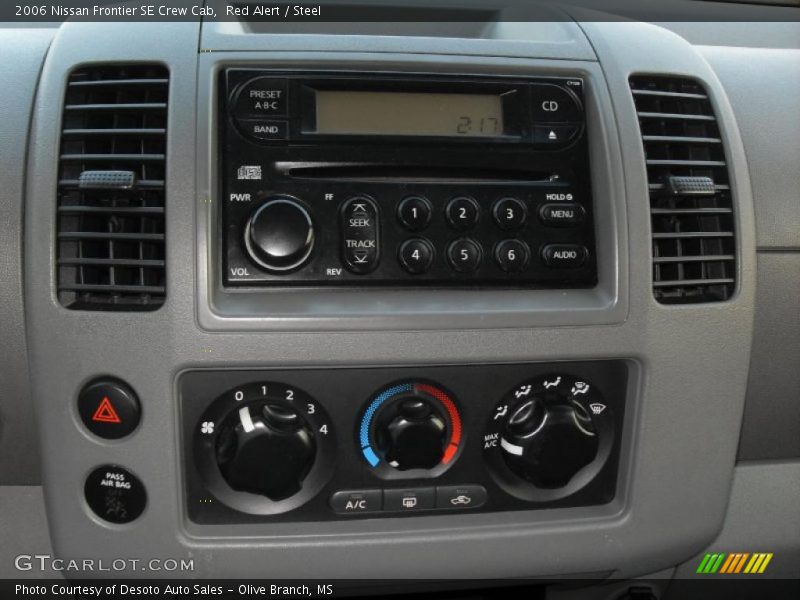 Red Alert / Steel 2006 Nissan Frontier SE Crew Cab