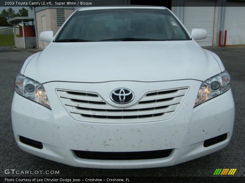 Super White / Bisque 2009 Toyota Camry LE V6