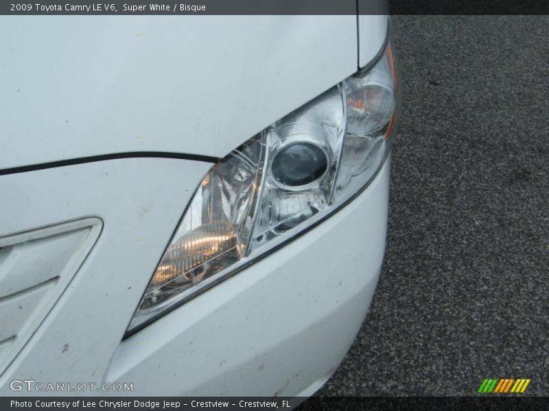 Super White / Bisque 2009 Toyota Camry LE V6