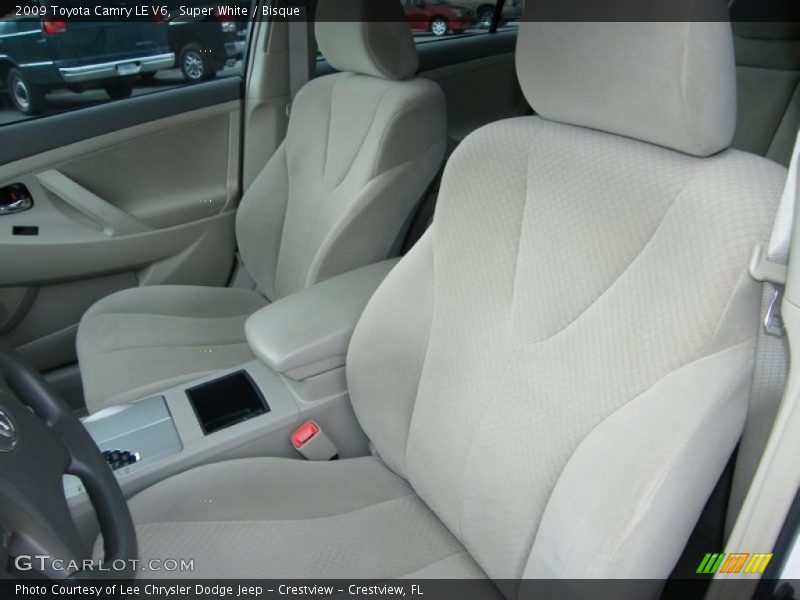 Super White / Bisque 2009 Toyota Camry LE V6