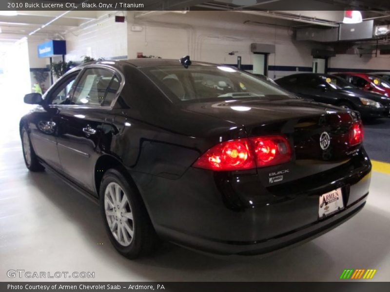 Black Onyx / Titanium 2010 Buick Lucerne CXL