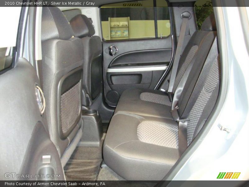 Silver Ice Metallic / Gray 2010 Chevrolet HHR LT