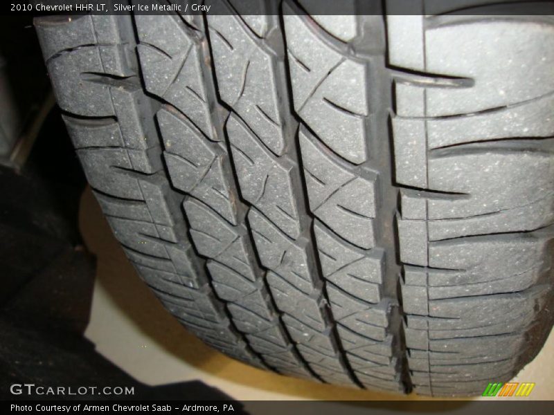 Silver Ice Metallic / Gray 2010 Chevrolet HHR LT