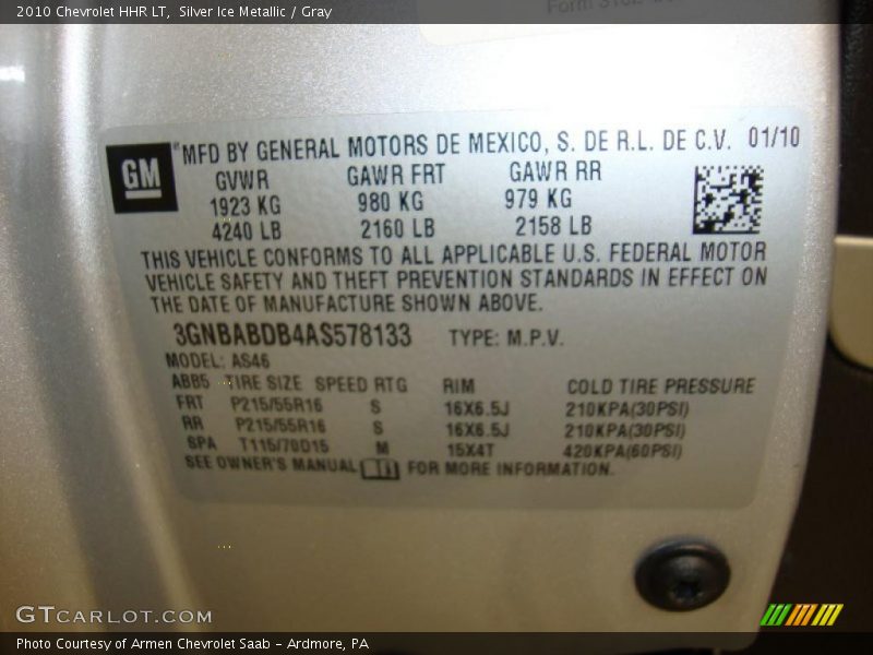 Silver Ice Metallic / Gray 2010 Chevrolet HHR LT