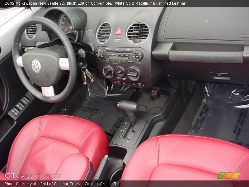  2009 New Beetle 2.5 Blush Edition Convertible Blush Red Leather Interior