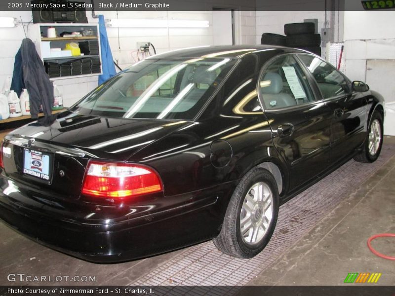Black / Medium Graphite 2005 Mercury Sable LS Sedan
