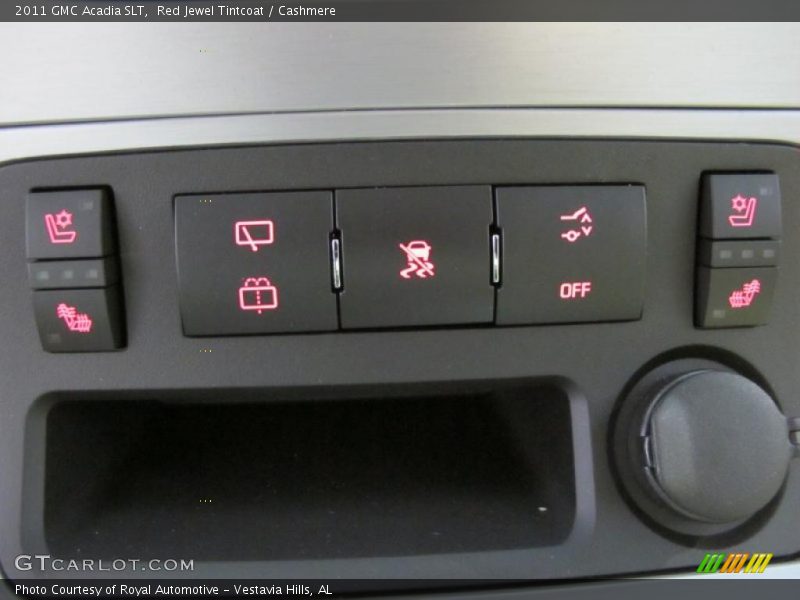 Controls of 2011 Acadia SLT