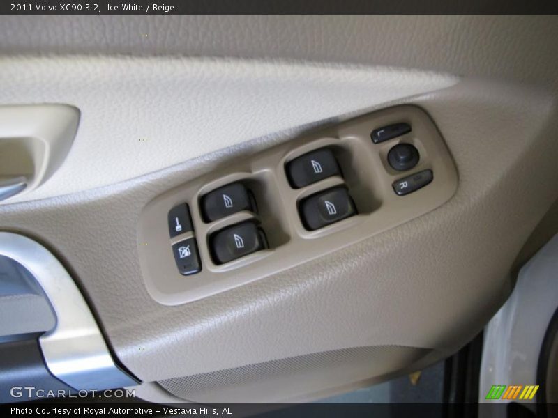 Controls of 2011 XC90 3.2