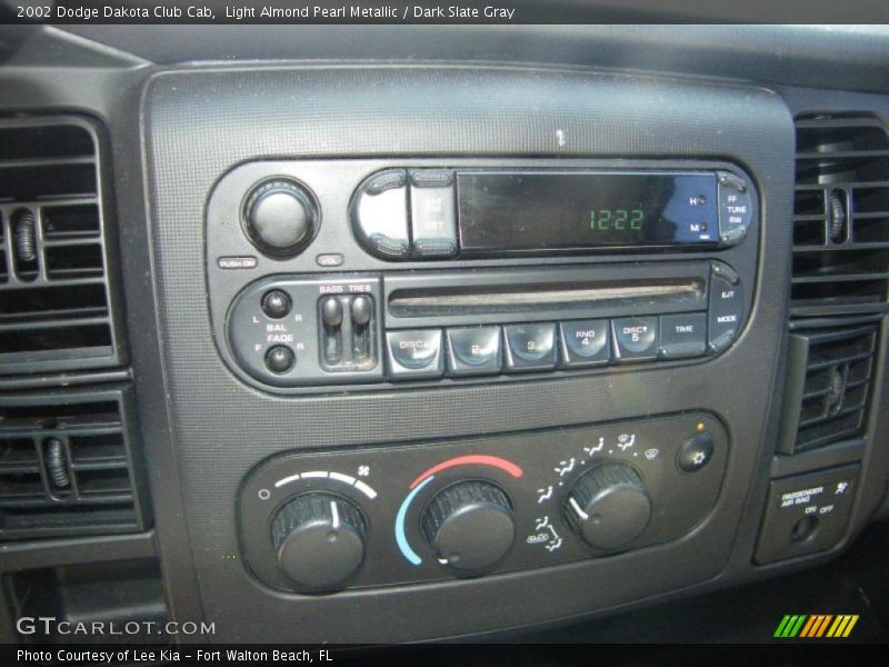 Controls of 2002 Dakota Club Cab