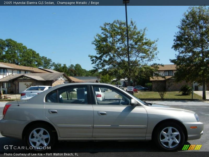 Champagne Metallic / Beige 2005 Hyundai Elantra GLS Sedan