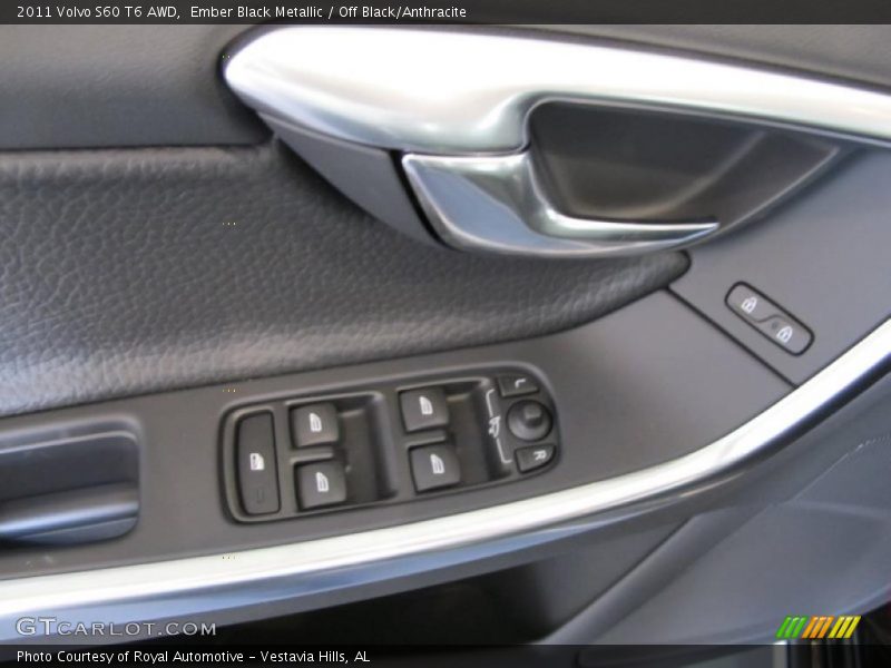 Controls of 2011 S60 T6 AWD