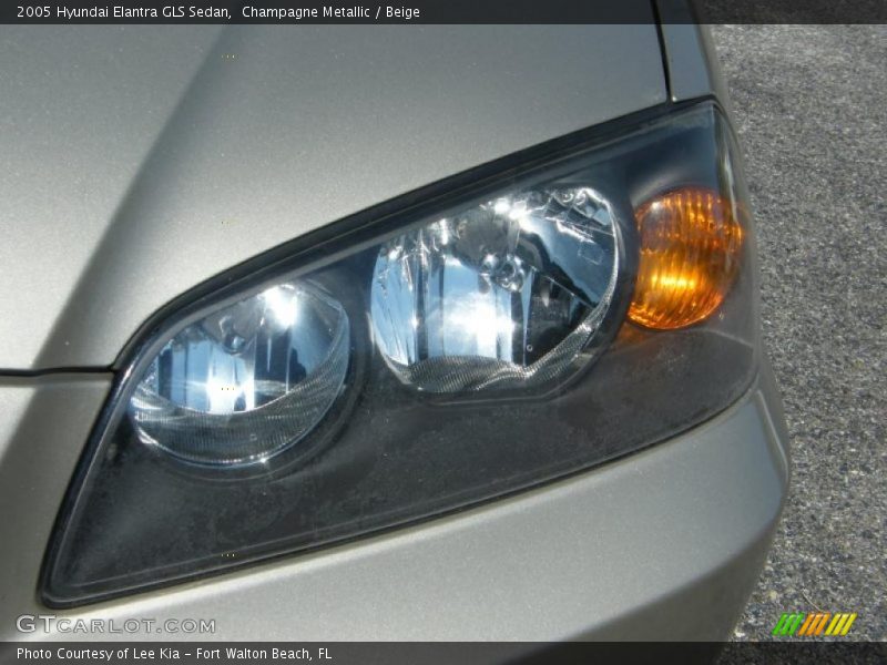 Champagne Metallic / Beige 2005 Hyundai Elantra GLS Sedan