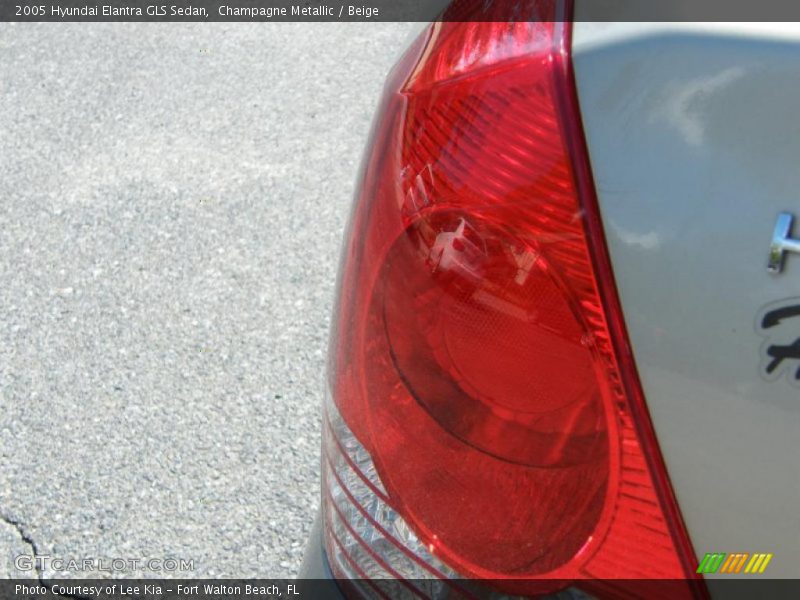 Champagne Metallic / Beige 2005 Hyundai Elantra GLS Sedan
