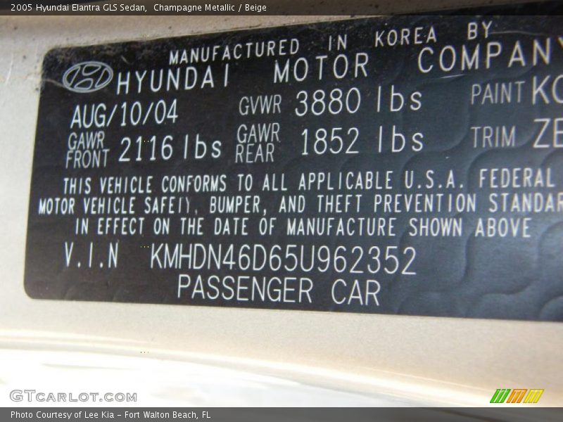 Champagne Metallic / Beige 2005 Hyundai Elantra GLS Sedan